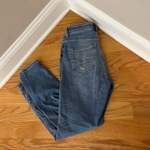 American Eagle Outfitters Size 4 Women’s Mom Jeans